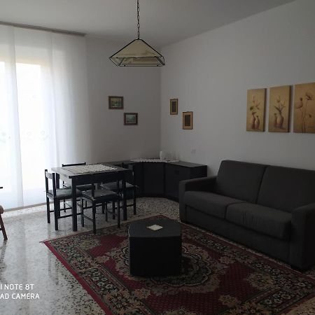 Al Cinema Appartement Scerni Buitenkant foto