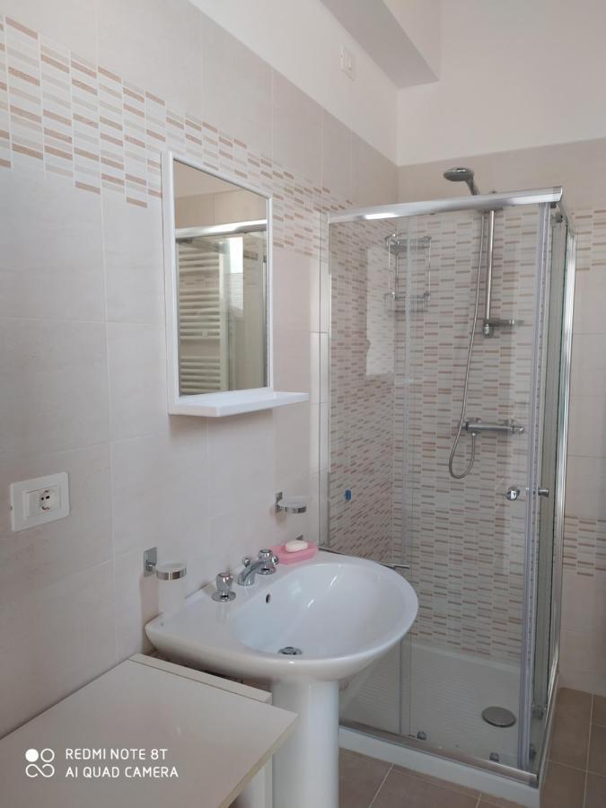 Al Cinema Appartement Scerni Buitenkant foto